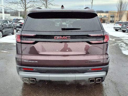 Certified 2025 GMC Acadia Elevation image 34