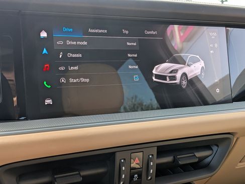 Certified 2025 Porsche Cayenne Coupe image 19