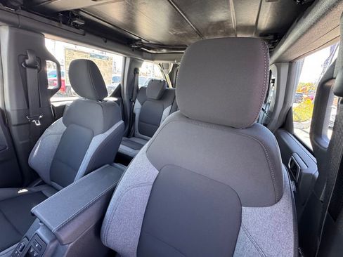 New 2026 Ford Bronco 4-Door AWD/4WD image 18