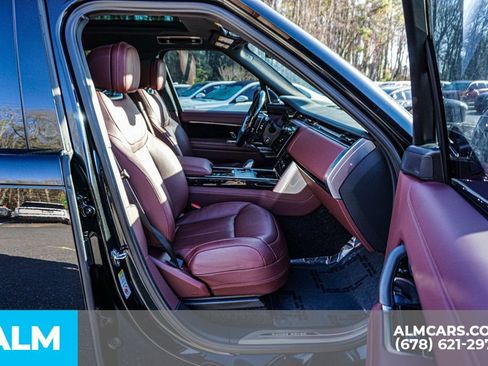 Used 2025 Land Rover Range Rover SE AWD/4WD image 22