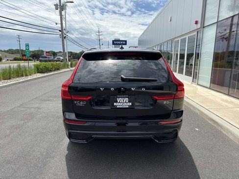 Used 2025 Volvo XC60 B5 Plus AWD/4WD image 4