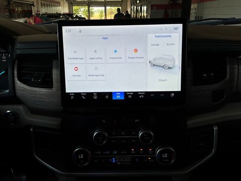 Used 2024 Ford Expedition Limited RWD image 41