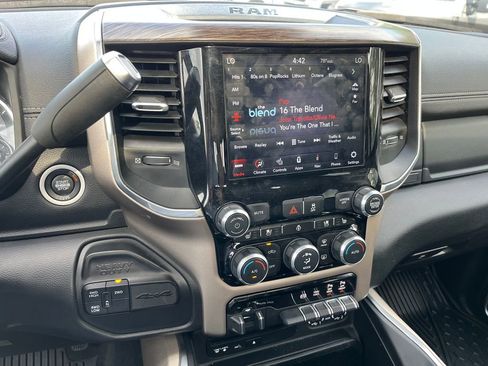 Used 2019 RAM 2500 Laramie image 11