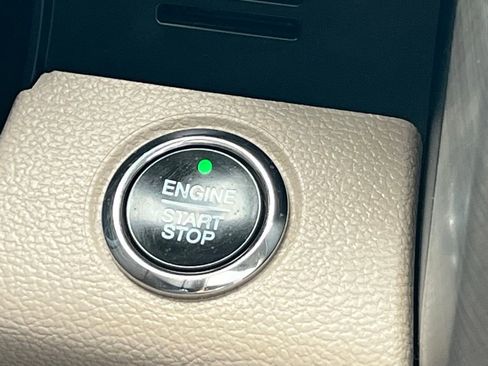 Used 2019 Ford F350 Limited image 36