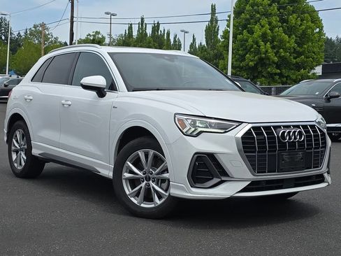 Used 2025 Audi Q3 2.0T Premium AWD/4WD image 1
