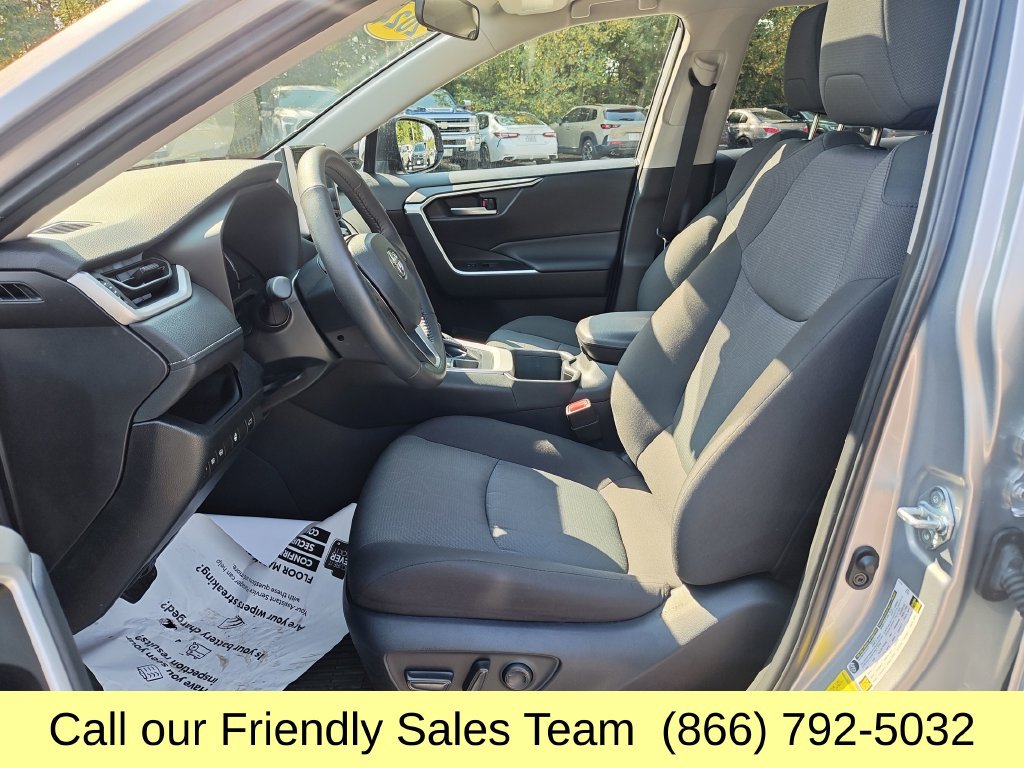 Certified 2024 Toyota RAV4 XLE w/ Convenience Package AWD/4WD image 11