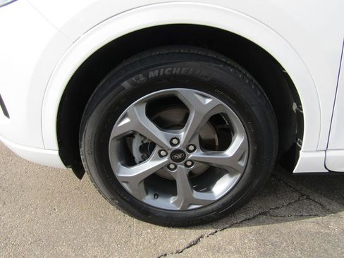 Used 2023 Ford Escape ST-Line Select w/ Tech Pack #2 image 11