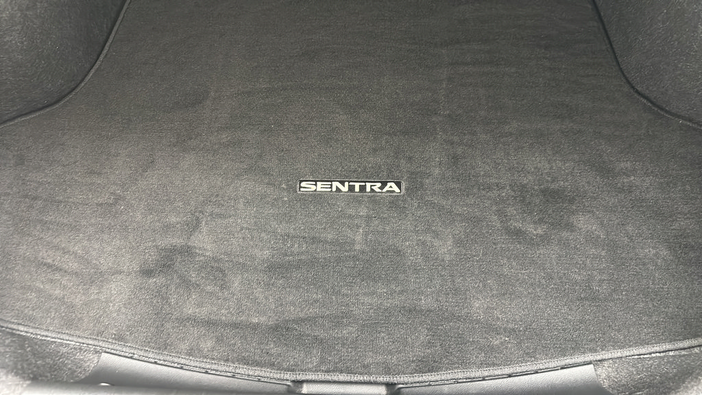 Used 2025 Nissan Sentra SR w/ Midnight Edition FWD image 20