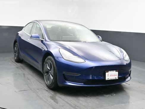 Used 2018 Tesla Model 3 Long Range image 2