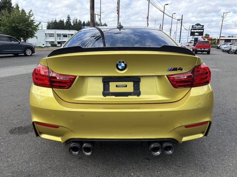Used 2017 BMW M4 Coupe RWD image 7