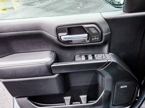 Used 2020 Chevrolet Silverado 1500 High Country image 22