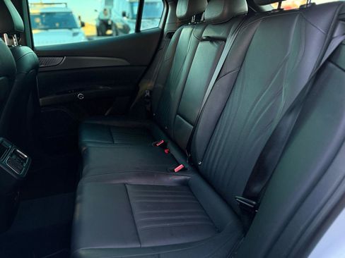 Used 2023 Maserati Grecale GT image 11