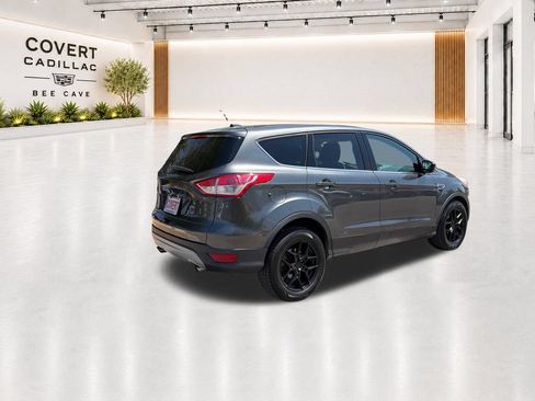 Used 2015 Ford Escape SE FWD image 10