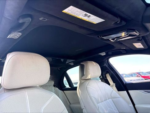 Used 2023 BMW i7 xDrive60 AWD/4WD image 27