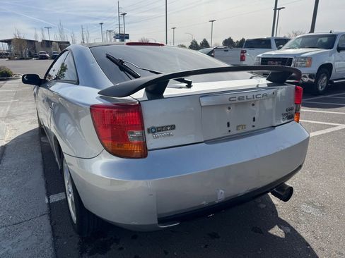 Used 2002 Toyota Celica GT-S FWD image 5