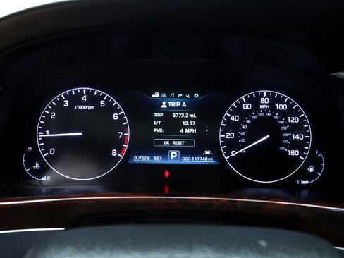 Used 2016 Hyundai Equus Signature image 38