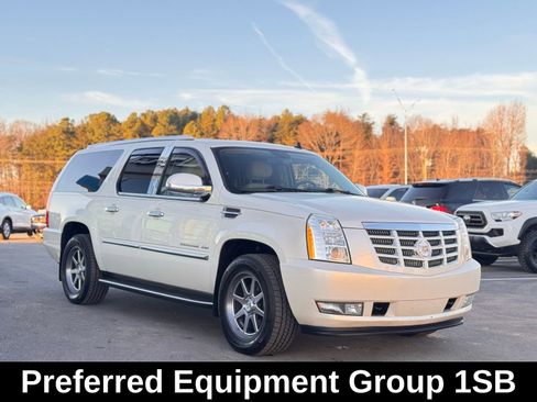Used 2014 Cadillac Escalade ESV Luxury image 5