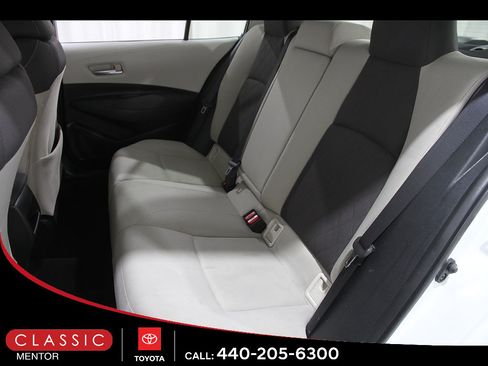 Used 2020 Toyota Corolla LE FWD image 15