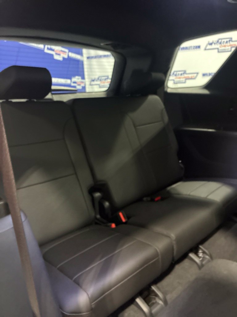 Used 2023 Chevrolet Traverse High Country w/ LPO, Floor Liner Package AWD/4WD image 40