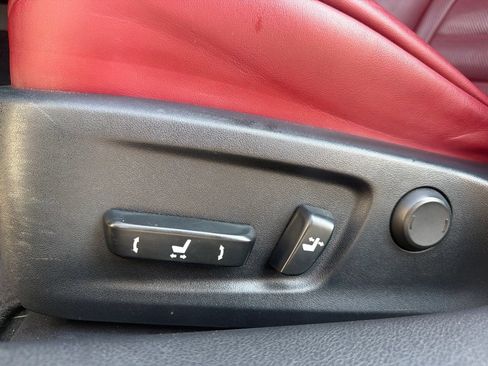 Used 2016 Lexus IS 350 RWD image 13