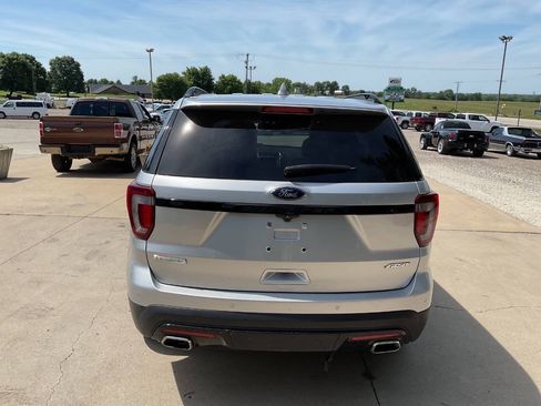 Used 2016 Ford Explorer Sport w/ Equipment Group 401A AWD/4WD image 8
