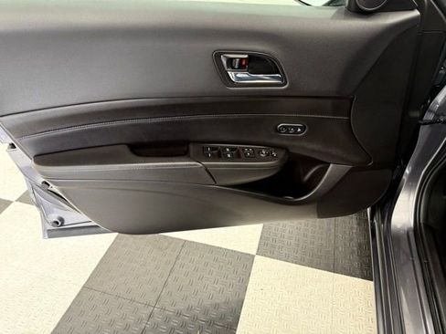 Used 2018 Acura ILX w/ Premium Package image 13