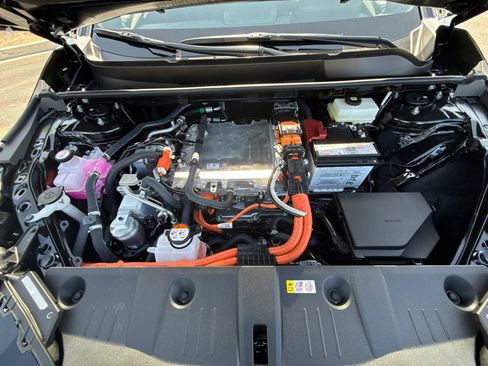 New 2026 Toyota C-HR AWD/4WD image 7