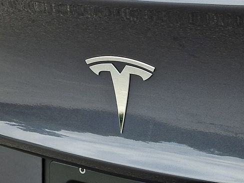 Used 2023 Tesla Model 3 Standard Range RWD image 33
