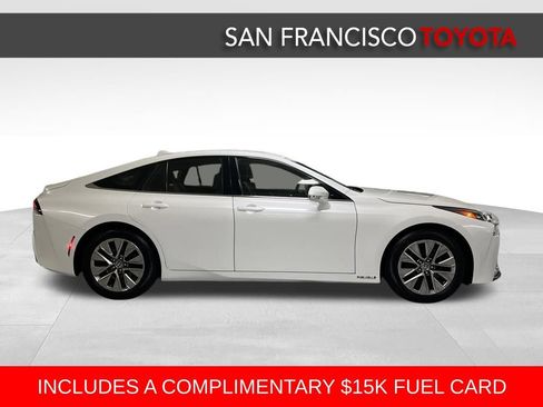 Certified 2022 Toyota Mirai XLE image 6
