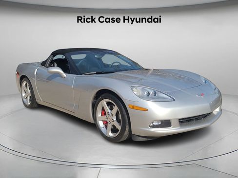 Used 2005 Chevrolet Corvette Convertible w/ Preferred Equipment Group image 9