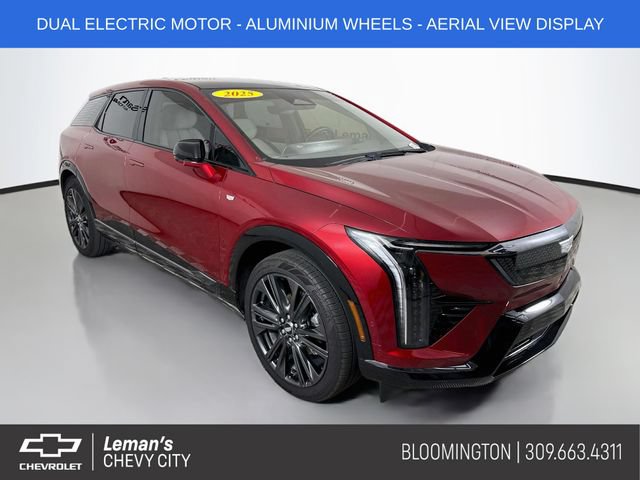 Used 2025 Cadillac Optiq Sport 2 w/ LPO, Floor Liner Package AWD/4WD image 1