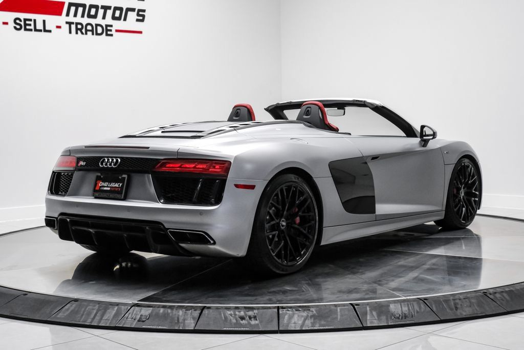 Used 2018 Audi R8 V10 AWD/4WD image 14