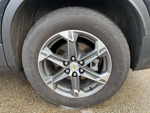 Used 2025 Chevrolet Blazer LT AWD/4WD image 10