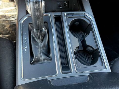 Used 2015 Ford F150 XLT w/ Equipment Group 302A Luxury AWD/4WD image 8