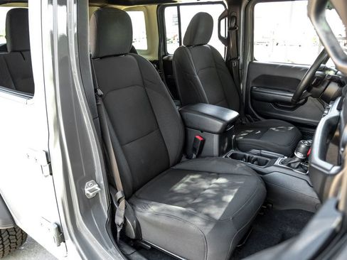 Used 2020 Jeep Wrangler Unlimited Sport S image 44