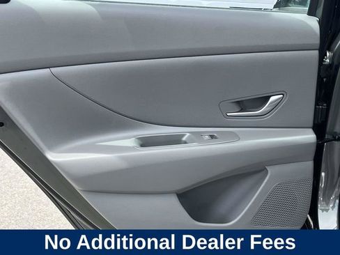 New 2026 Hyundai Elantra SE FWD image 14