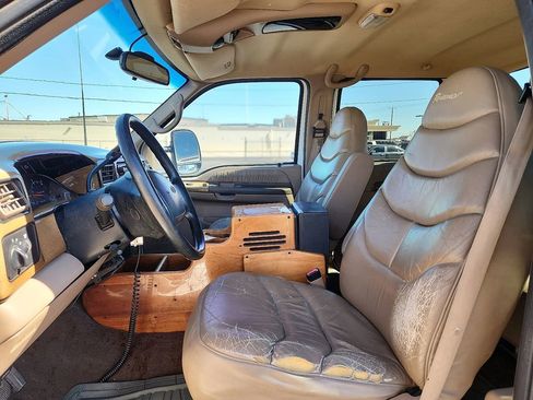 Used 1999 Ford F350 XLT image 13