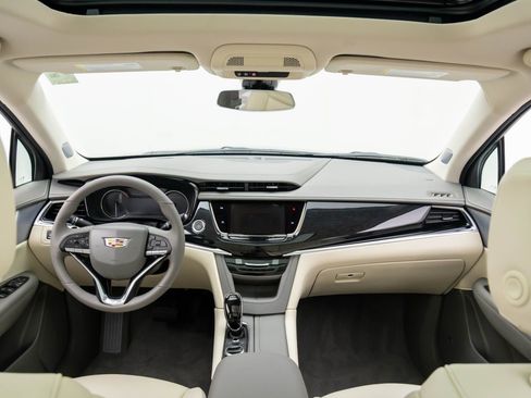 New 2025 Cadillac XT6 Premium Luxury image 12