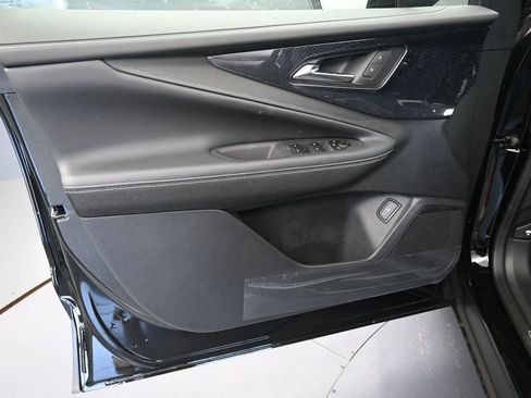 New 2026 Chevrolet Blazer EV LT image 15