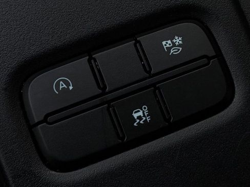 Used 2025 Ford Ranger XLT w/ Trailer Tow Package image 25