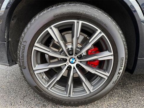 Used 2021 BMW X5 xDrive40i w/ M Sport Package image 17