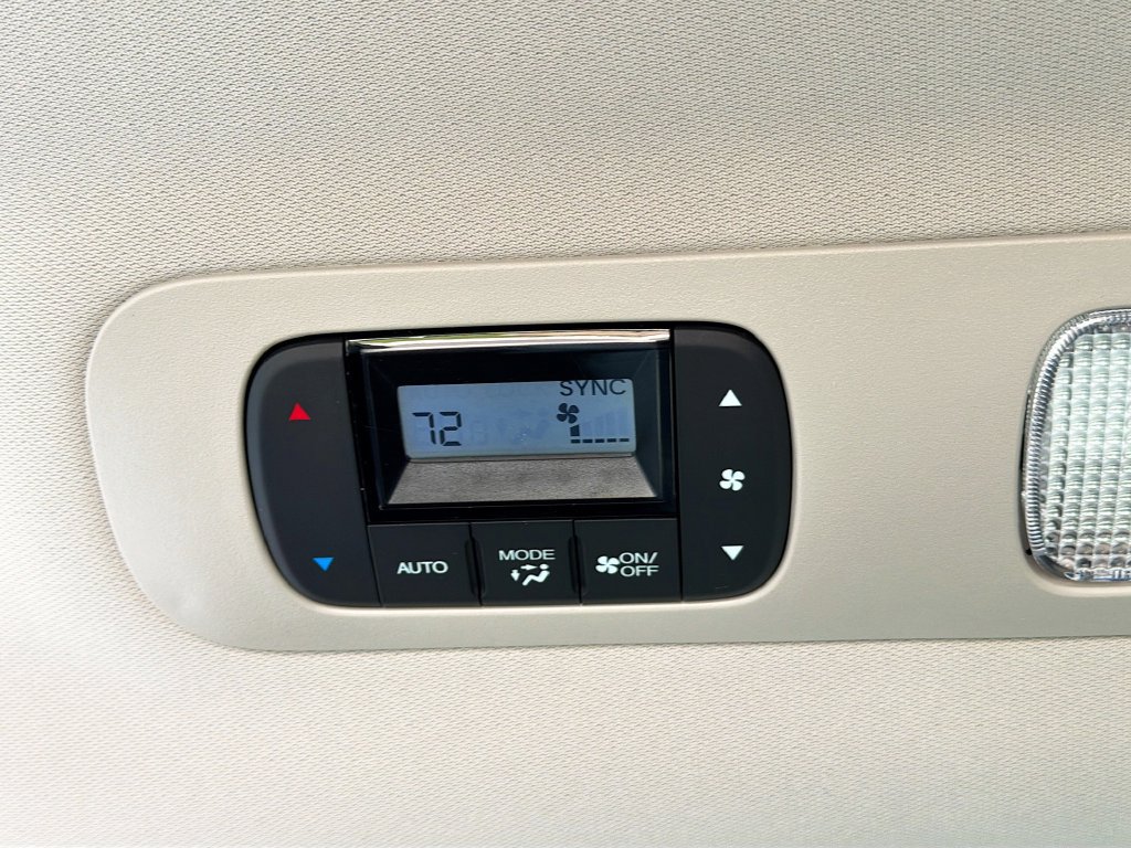 New 2026 Honda Odyssey Touring image 21