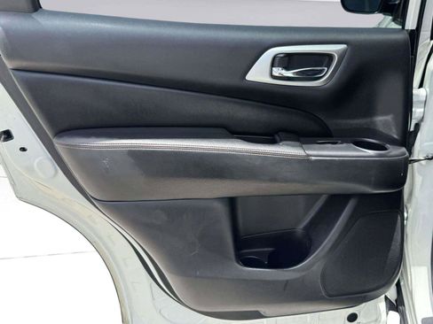 Used 2020 Nissan Pathfinder SV w/ Rock Creek Edition FWD image 41