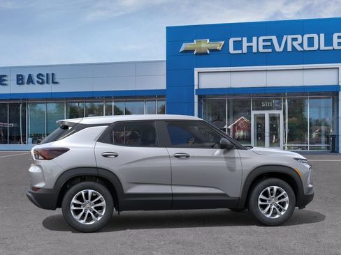 New 2026 Chevrolet TrailBlazer LS AWD/4WD image 5