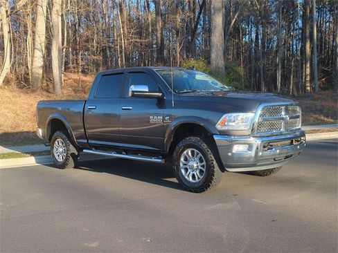 Used 2017 RAM 2500 Laramie image 15