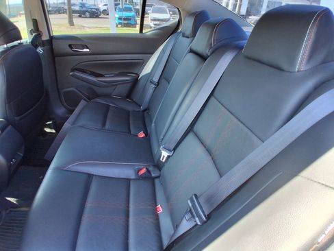 Used 2024 Nissan Altima 2.5 SR w/ SR Premium Package image 12