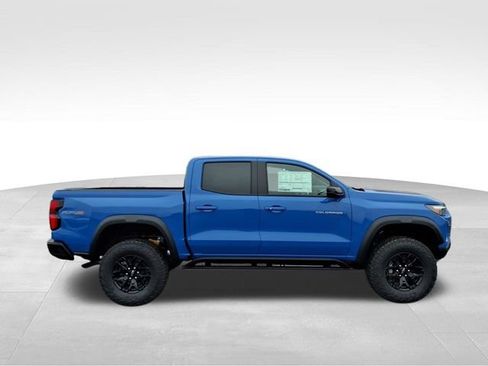 New 2026 Chevrolet Colorado ZR2 w/ Midnight Edition image 2