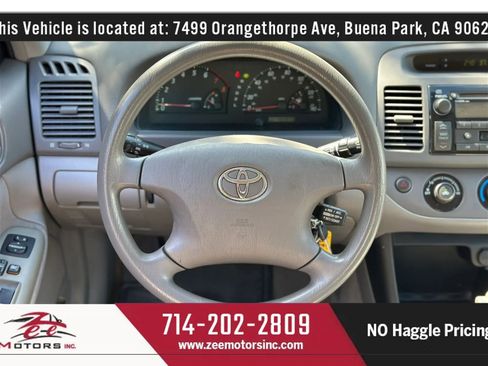Used 2004 Toyota Camry LE image 19