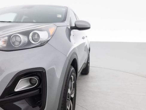 Used 2021 Kia Sportage LX AWD/4WD image 12