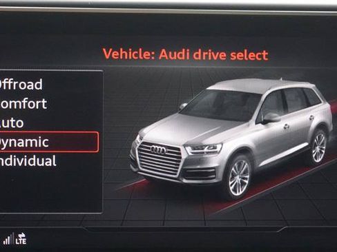 Used 2019 Audi Q7 2.0T Premium w/ Convenience Package AWD/4WD image 30